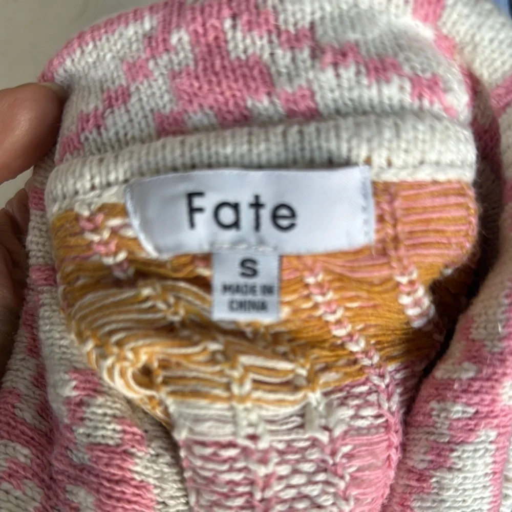 Fate Geometric Patterned Cardigan, Small - Picture 4 of 7
